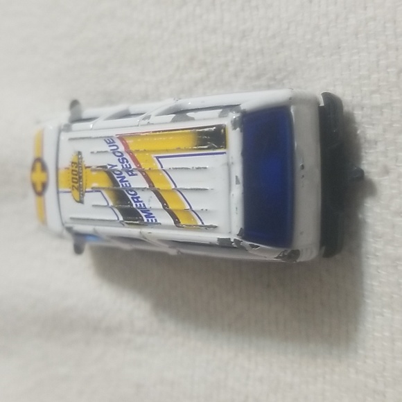 Matchbox Emergency Rescue Jeep - Picture 4 of 5
